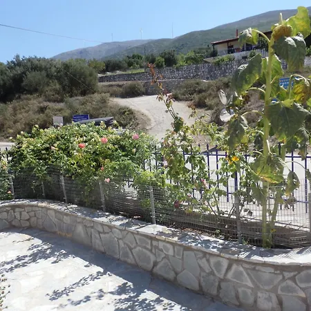 Moulinos Kefalonia Апартаменты Kardhakata